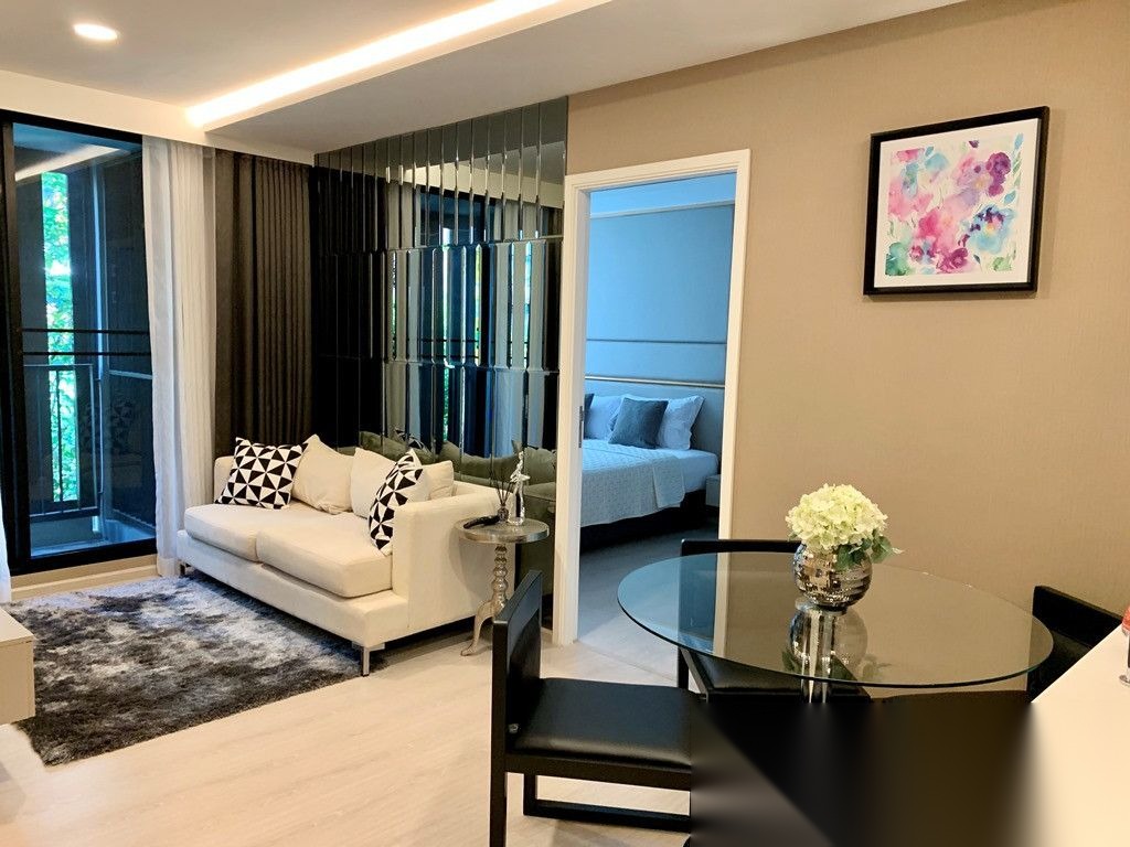 2 Bedroom Condo for sale at Vtara Sukhumvit 36 — photo 1
