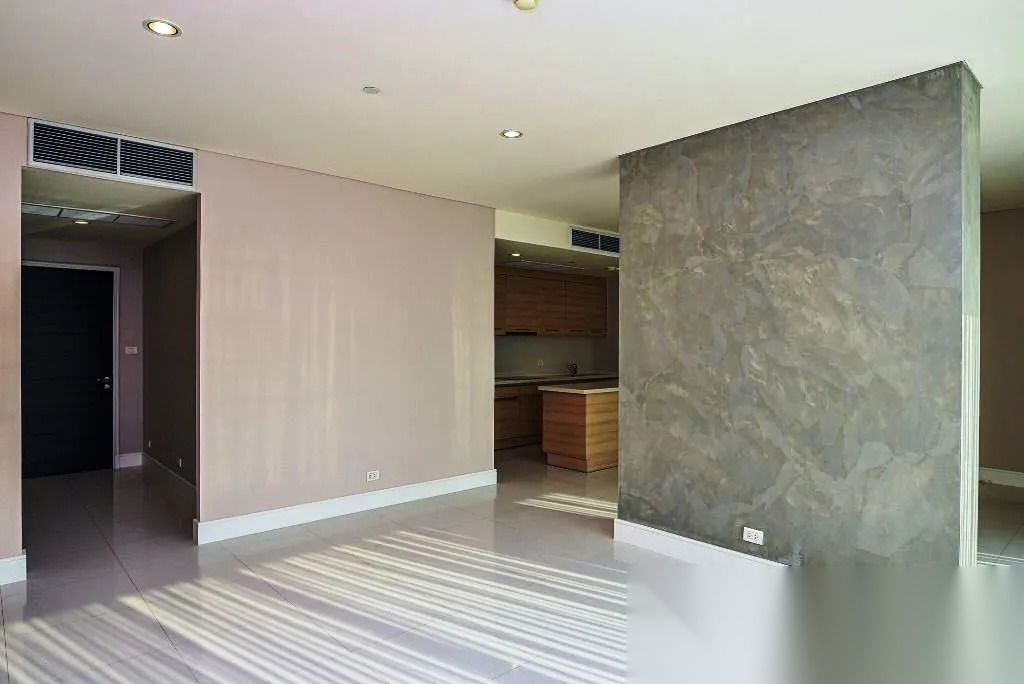 3 Bedroom Condo for sale at Aguston Sukhumvit 22 — photo 1
