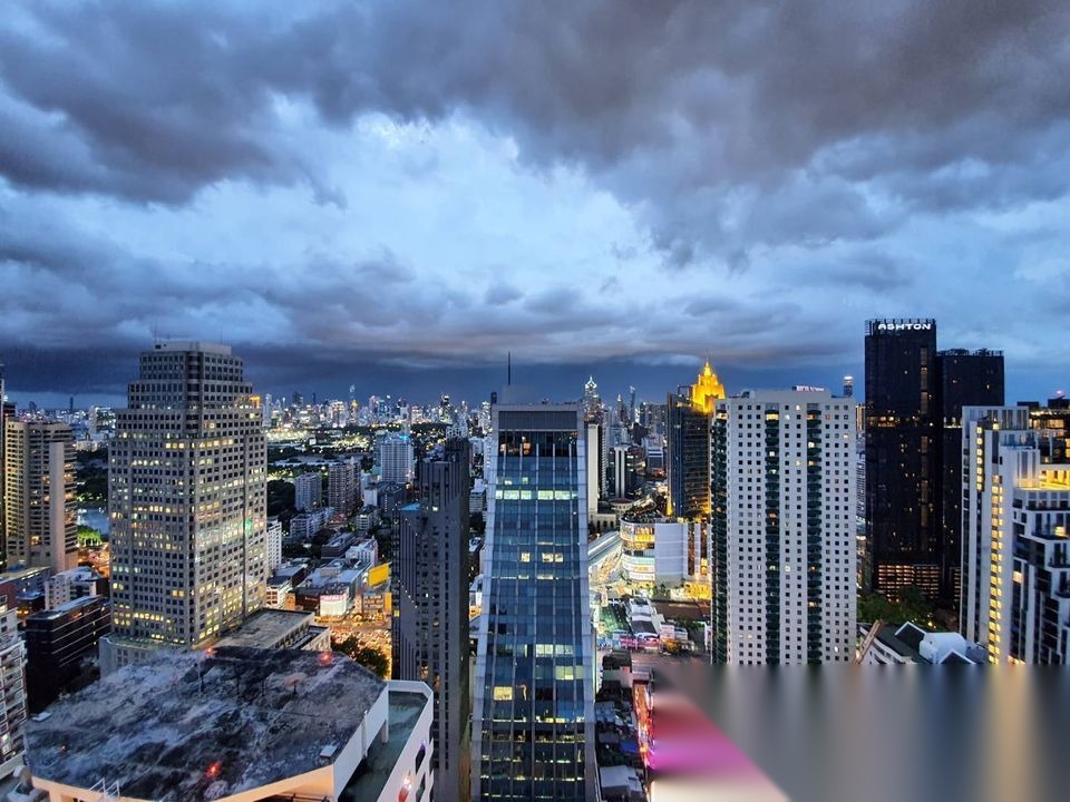 2 Bedroom Condo for sale at Edge Sukhumvit 23 — photo 5