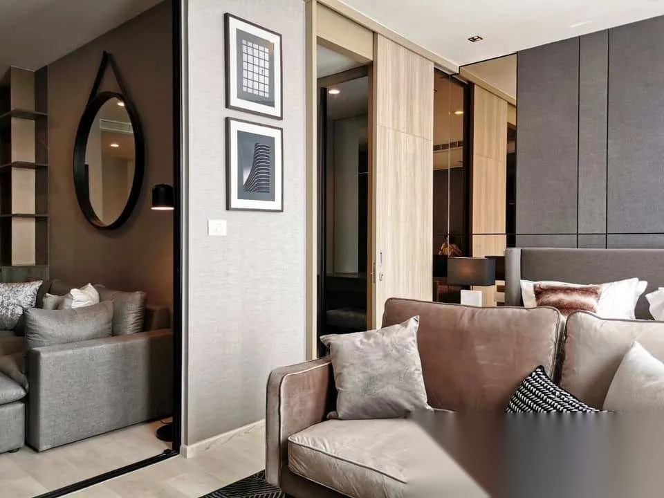 1 Bedroom Condo for sale at Noble Ploenchit — photo 4