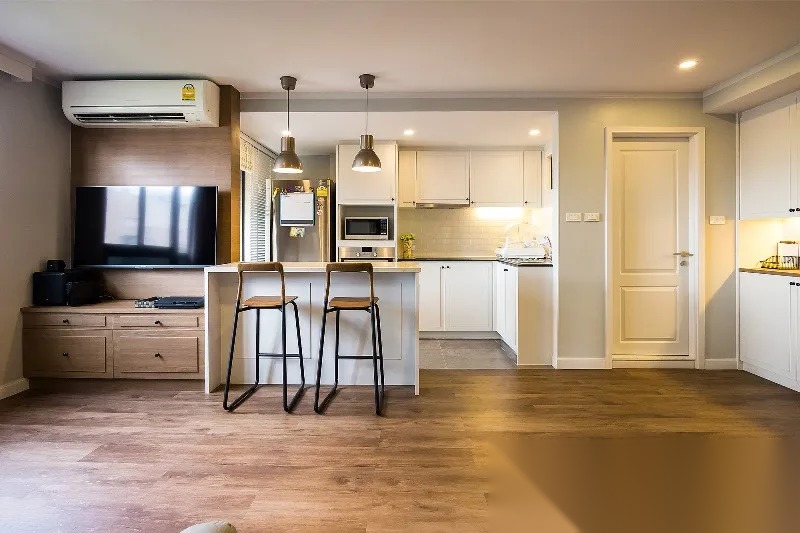2 Bedroom Condo for sale at Lumpini Place Rama 4-Kluaynamthai — photo 3