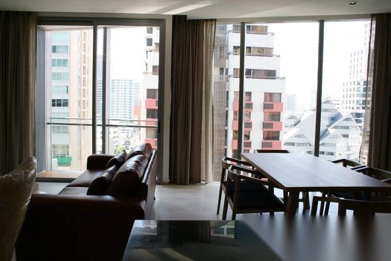 3 Bedroom Condo for sale at The Park Chidlom — photo 2