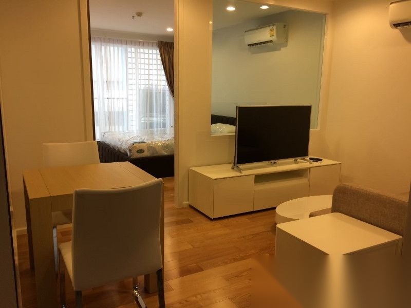 1 Bedroom Condo for sale at 15 Sukhumvit Residences — photo 3