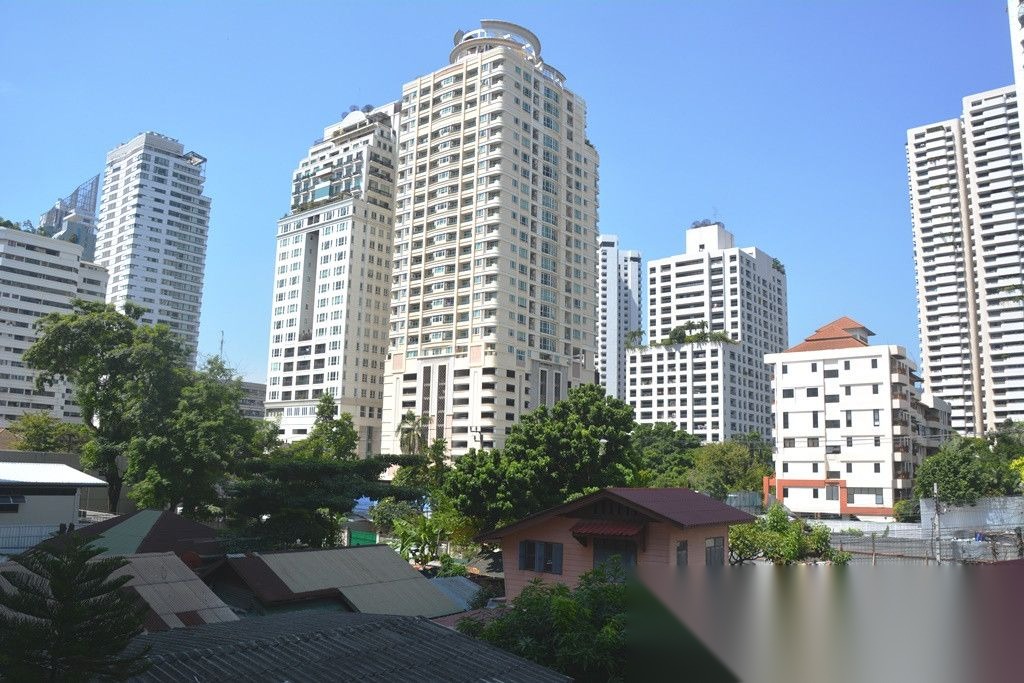 2 Bedroom Condo for sale at Interlux Premier Sukhumvit 13 — photo 3