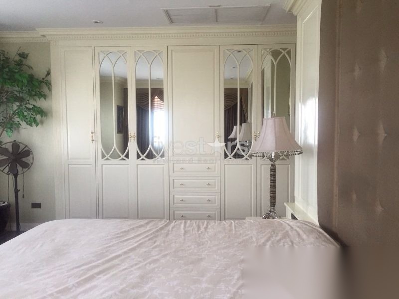 3 Bedroom Condo for sale at Royal River Place — photo 4