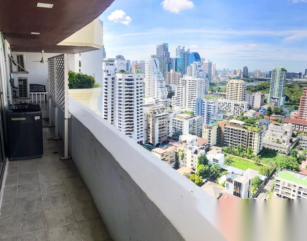 2 Bedroom Condo for sale at Newton Tower — photo 2