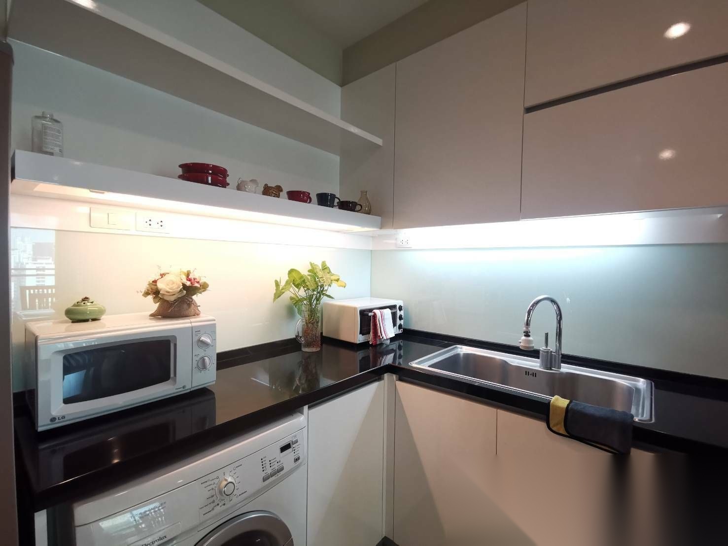 1 Bedroom Condo for sale at Bright Sukhumvit 24 — photo 3