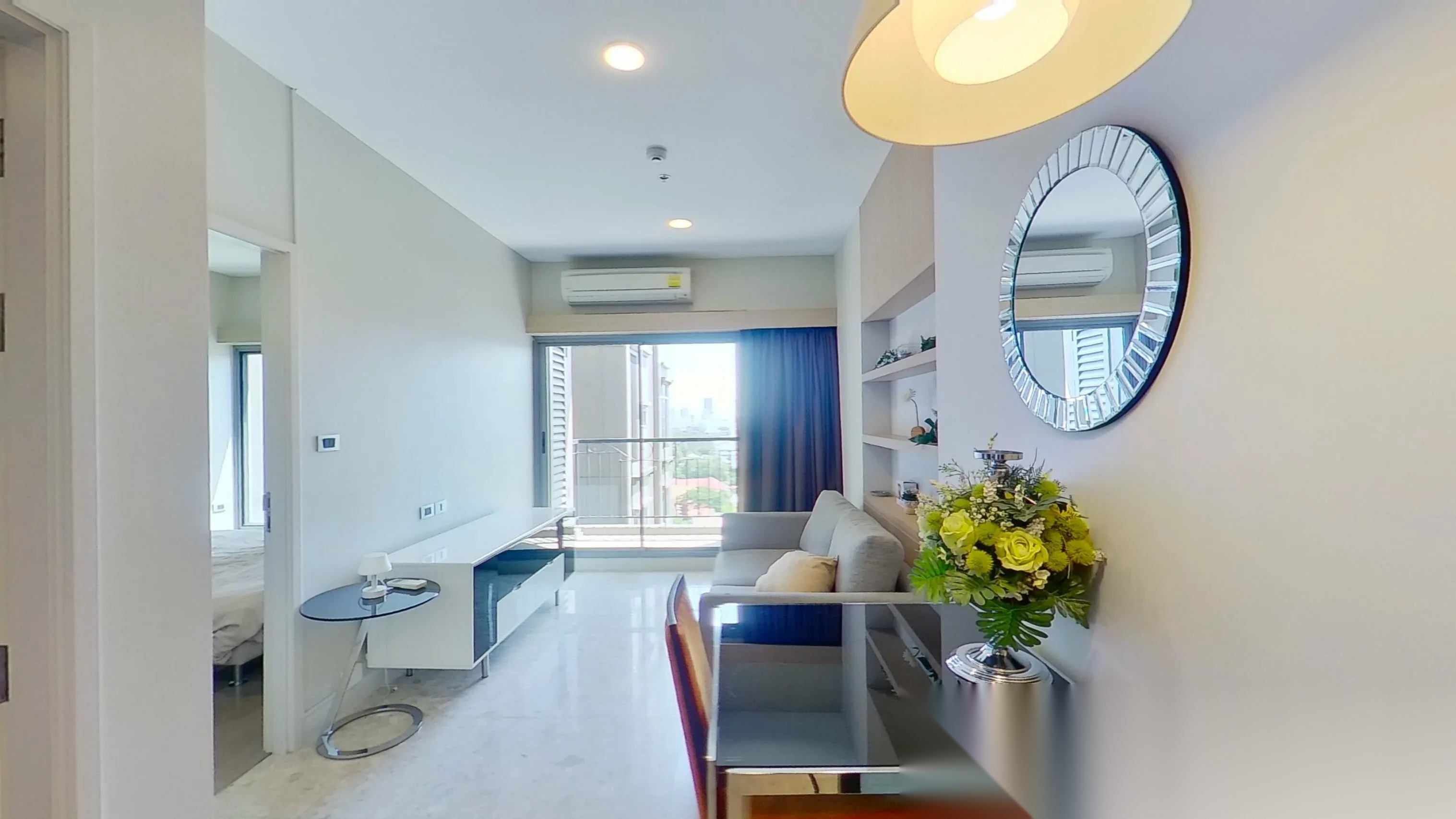 1 Bedroom Condo for sale at The Crest Sukhumvit 34 — photo 3