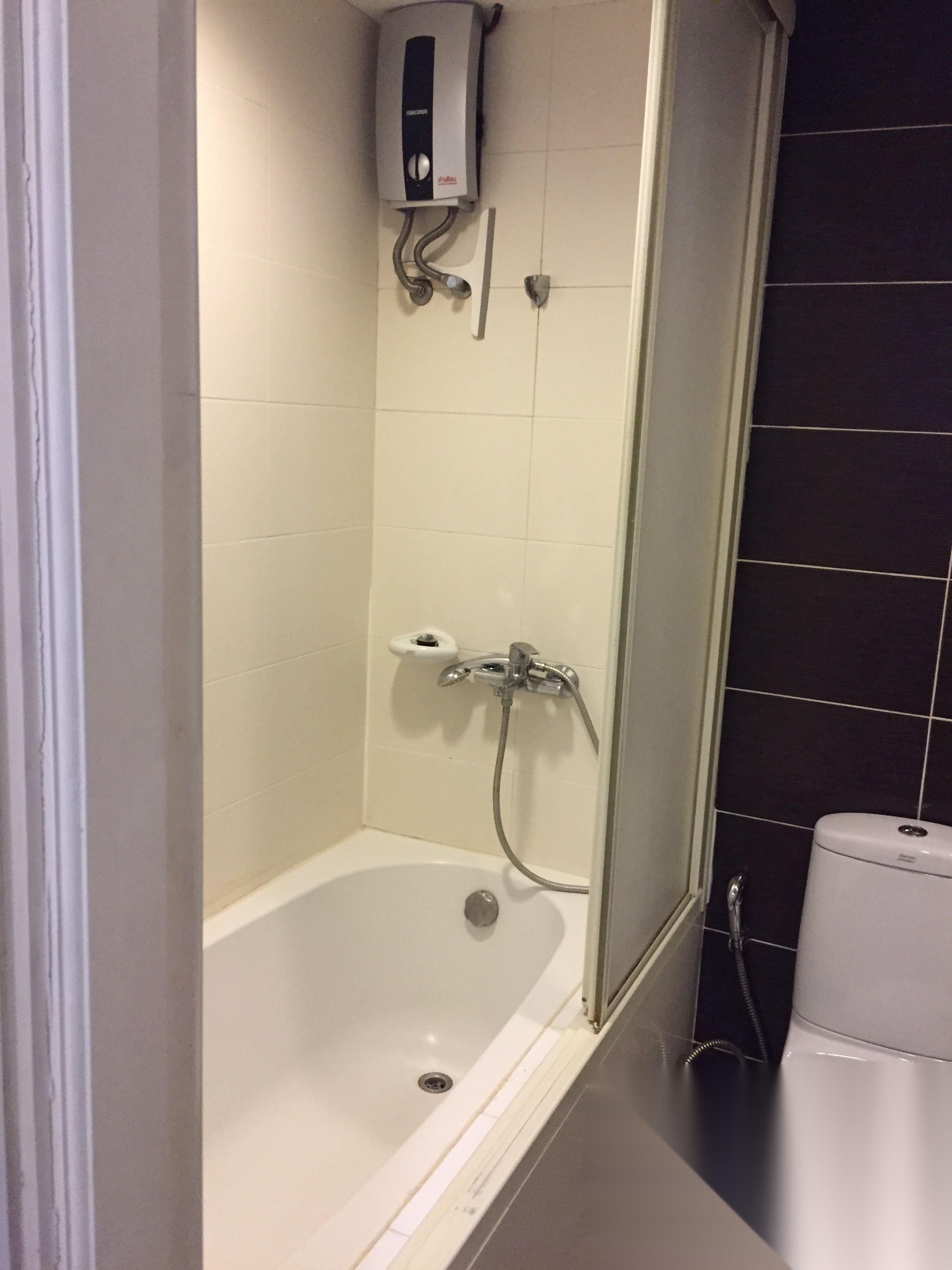 1 Bedroom Condo for sale at Lumpini Suite Sukhumvit 41 — photo 3