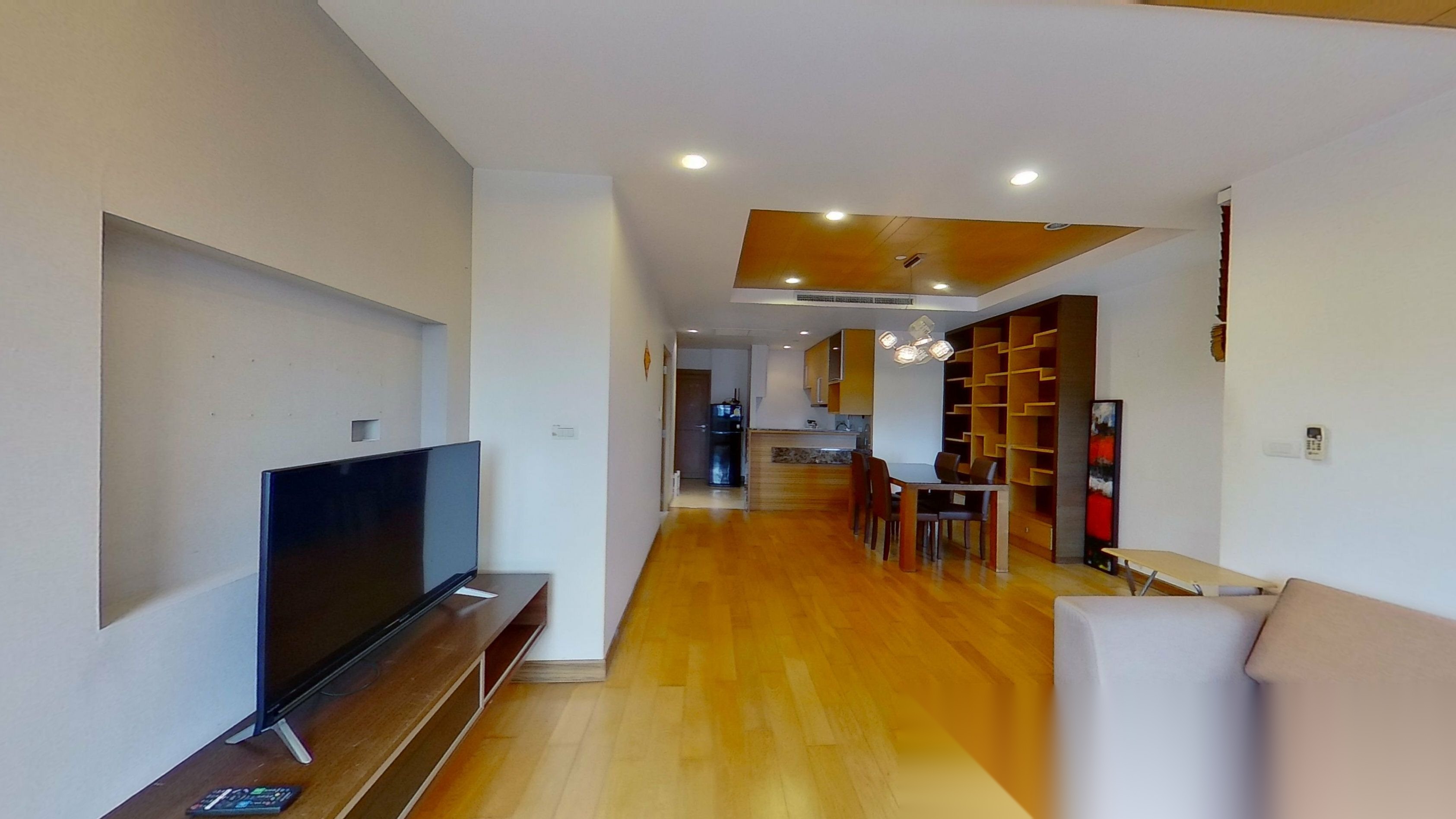 1 Bedroom Condo for sale at Sathorn Gardens — photo 2