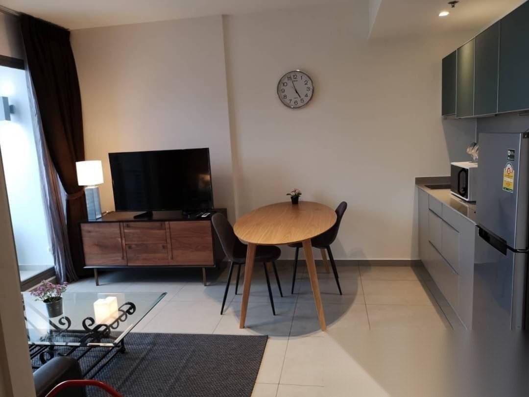 1 Bedroom Condo for sale at The Lofts Ekkamai — photo 3