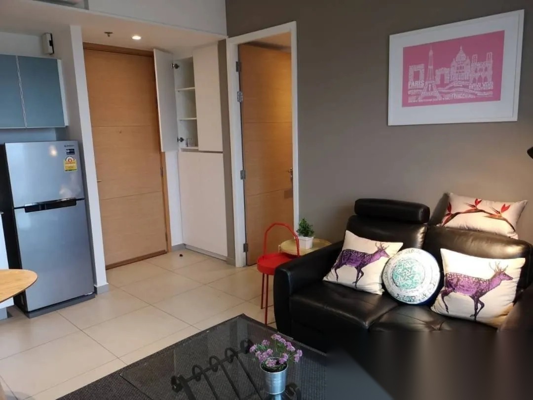 1 Bedroom Condo for sale at The Lofts Ekkamai — photo 4