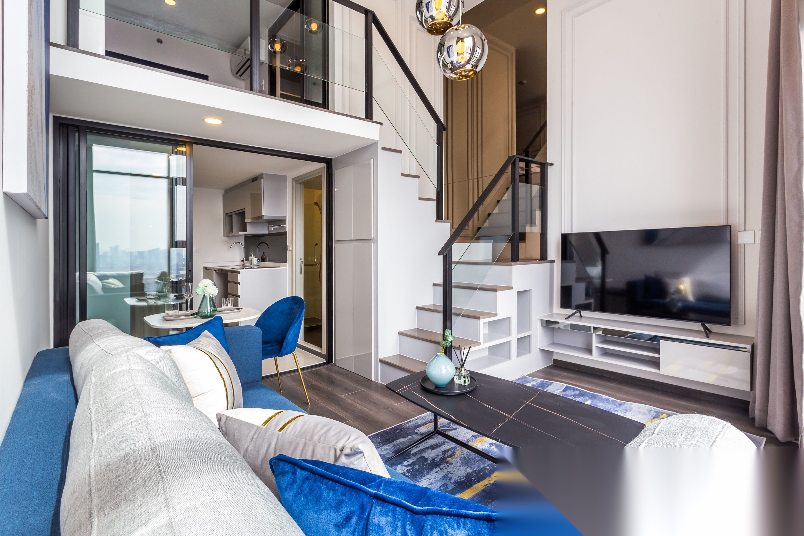 1 Bedroom Condo for sale at Knightsbridge Space Ratchayothin — photo 1