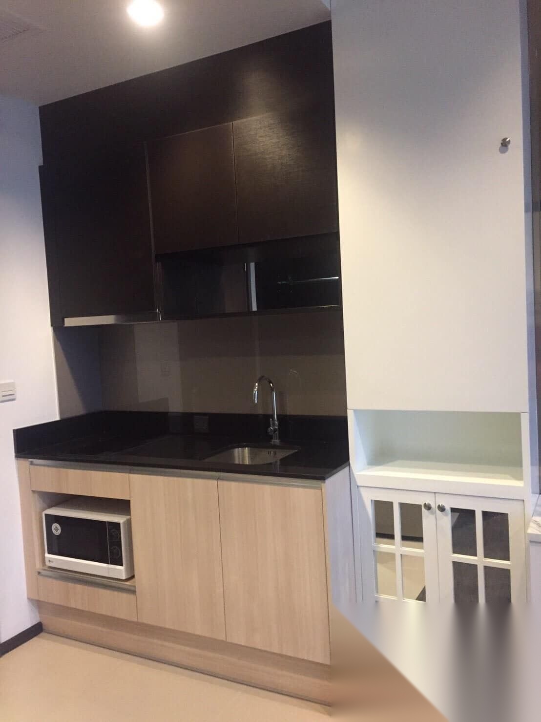 1 Bedroom Condo for sale at Edge Sukhumvit 23 — photo 4