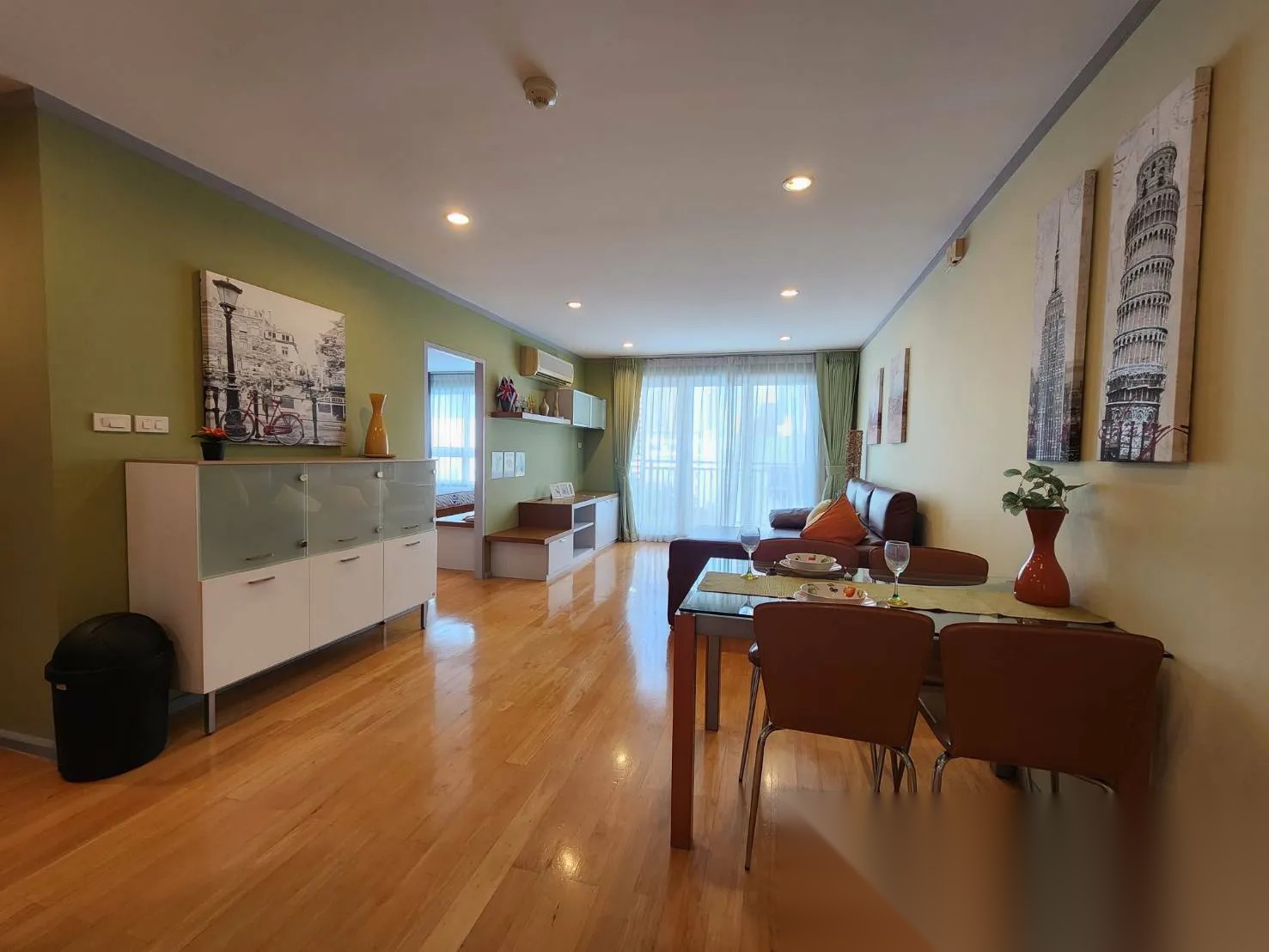 2 Bedroom Condo for sale at Baan Siri Sukhumvit 13 — photo 2