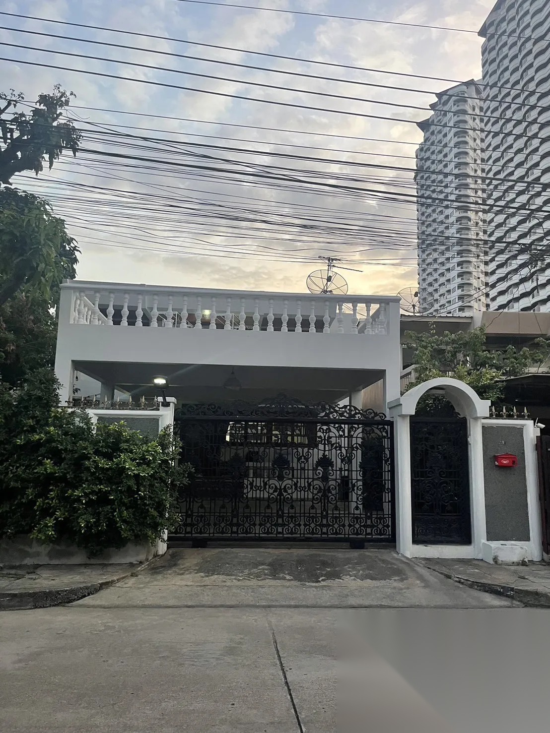 5 Bedroom House for sale at Mueang Thong 2 Phase 3 Village — photo 1