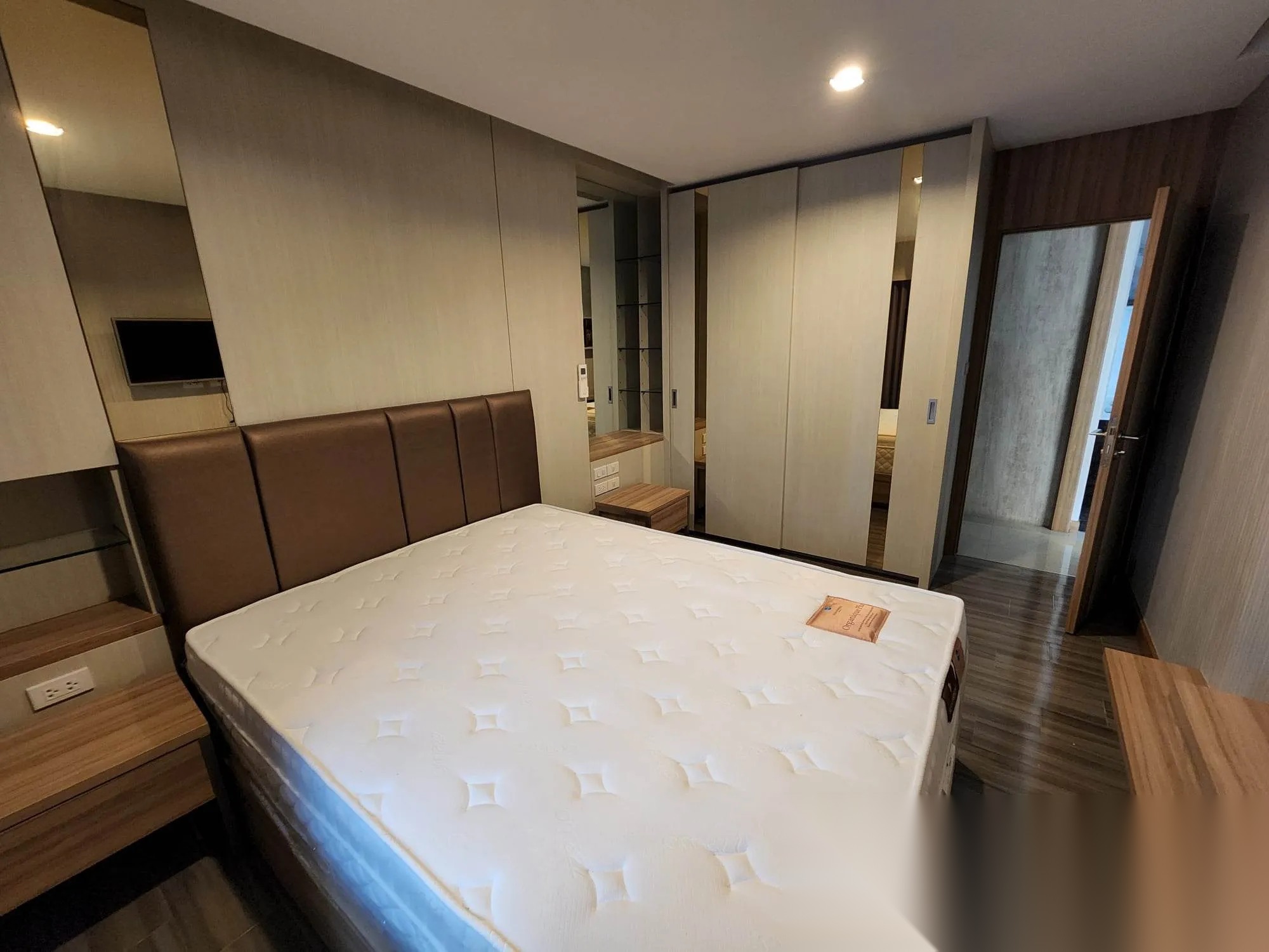 2 Bedroom Condo for sale at Lert Ubon Sky Life Tower — photo 3