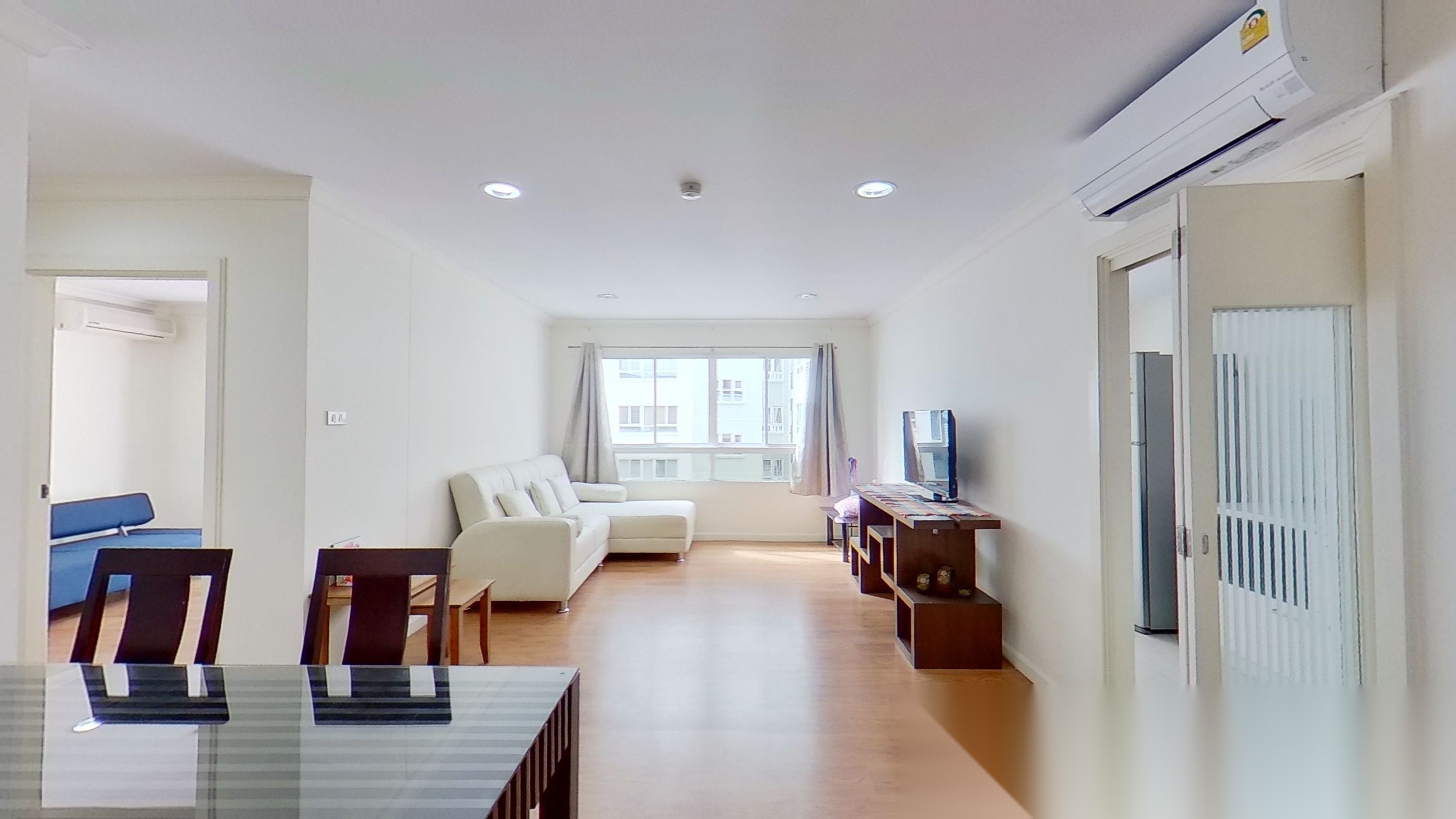 2 Bedroom Condo for sale at Lumpini Suite Sukhumvit 41 — photo 2