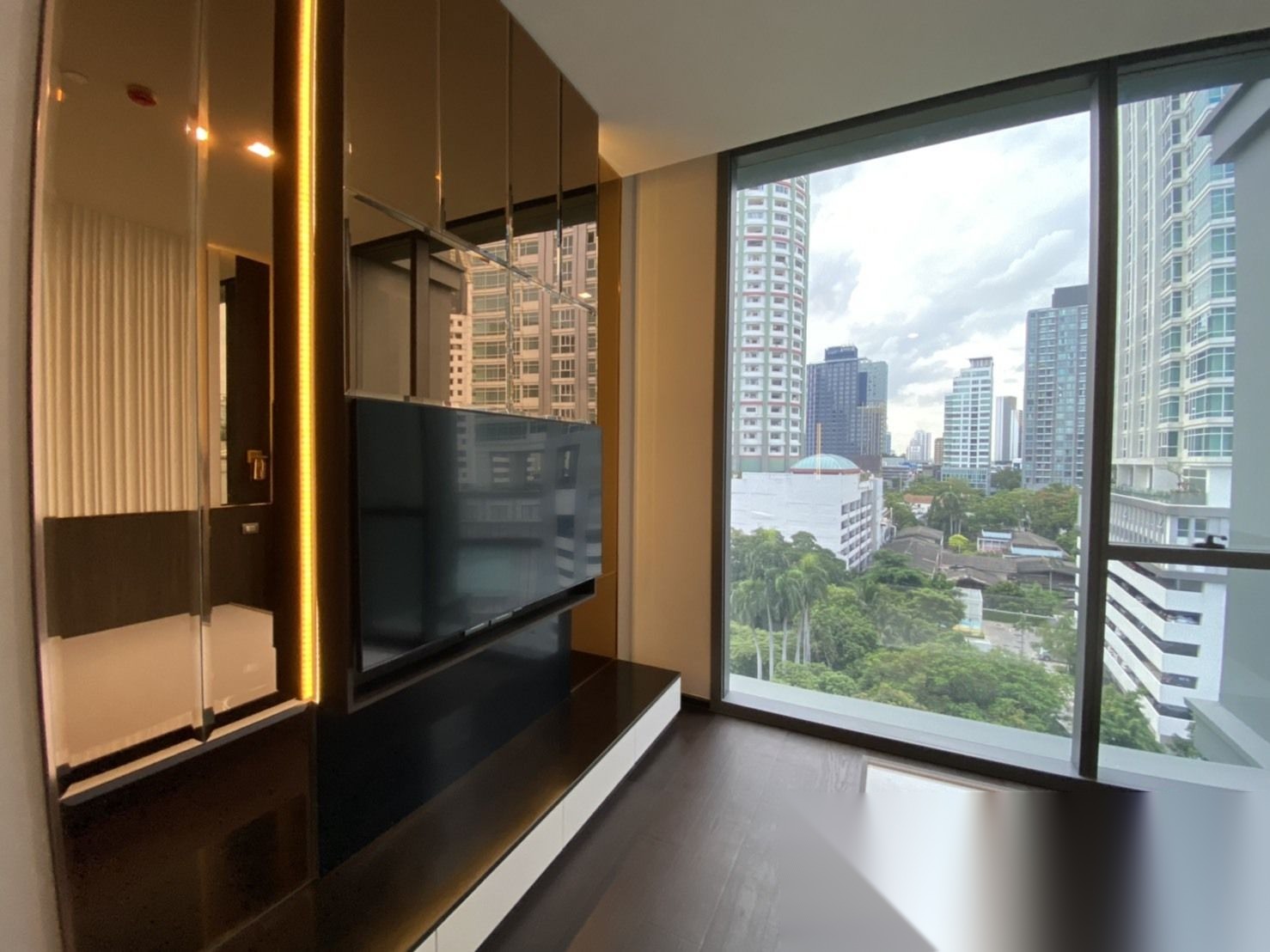 1 Bedroom Condo for sale at Laviq Sukhumvit 57 — photo 5