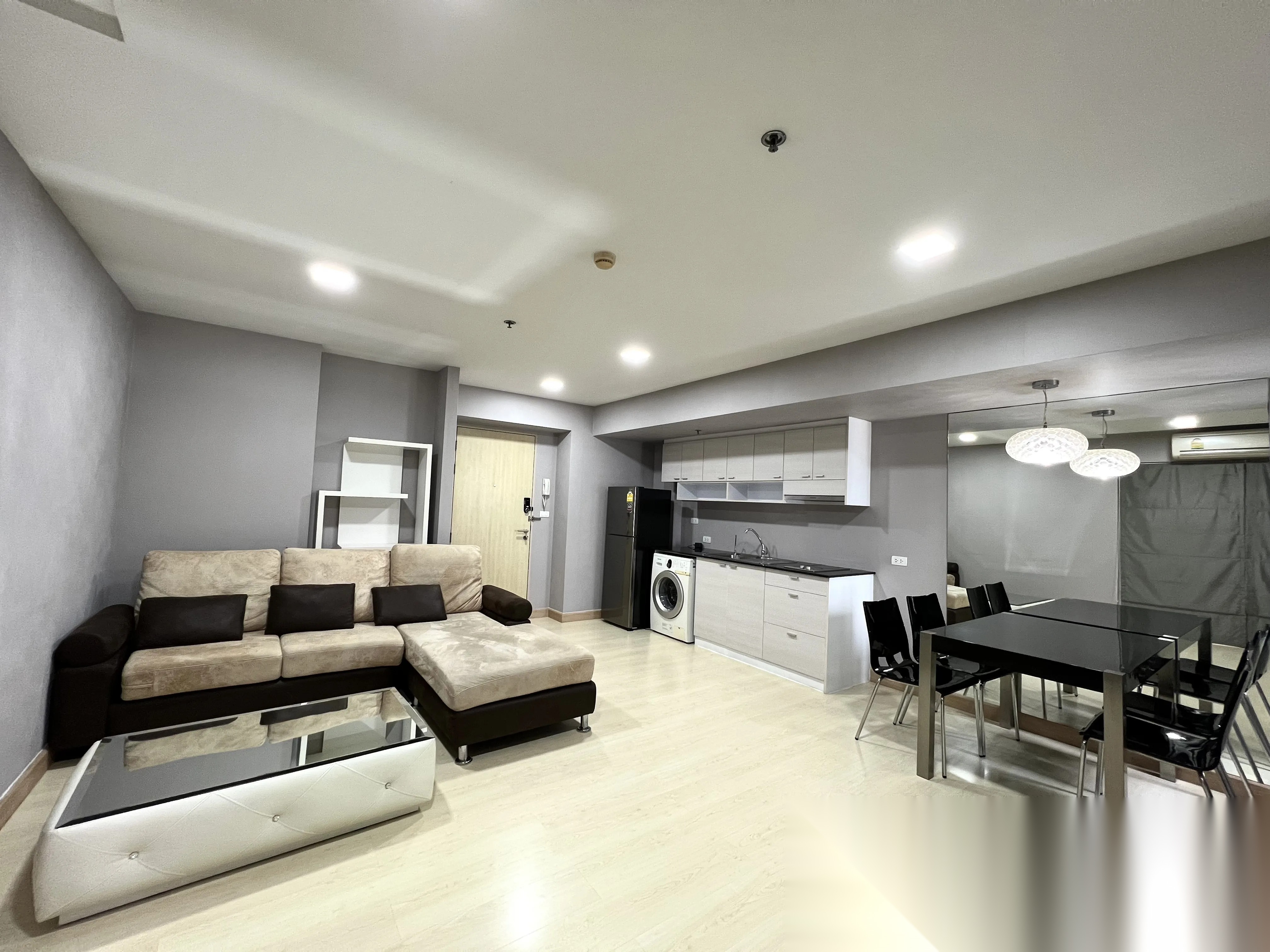 1 Bedroom Condo for sale at My Resort Bangkok — photo 1