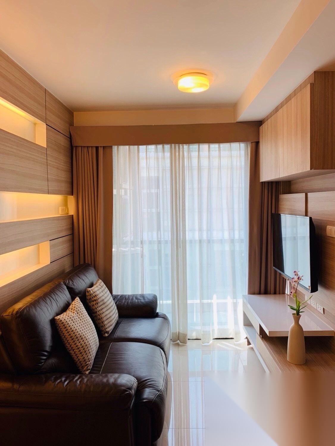 2 Bedroom Condo for sale at Le Cote Thonglor 8 — photo 2