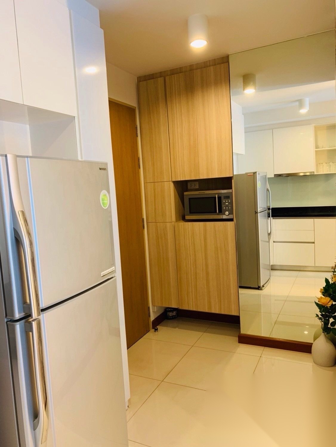 2 Bedroom Condo for sale at Le Cote Thonglor 8 — photo 4