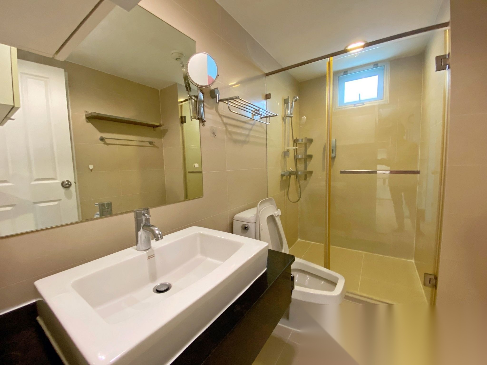 2 Bedroom Condo for sale at Belle Grand Rama 9 — photo 5