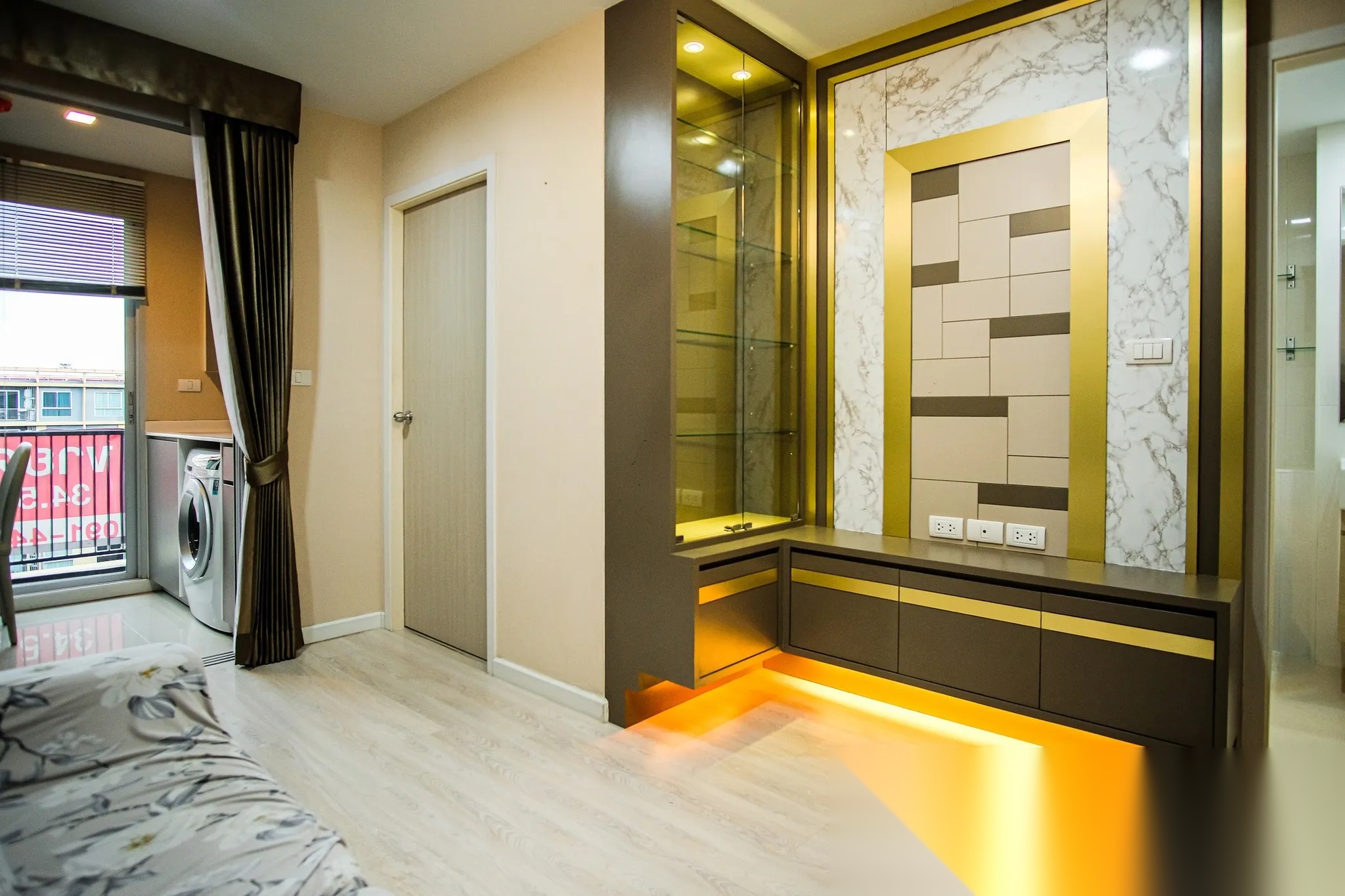 1 Bedroom Condo for sale at Metro Luxe Rama 4 — photo 3