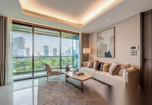 1 Bedroom Condo for sale at Sindhorn Tonson [Leasehold] — photo 2