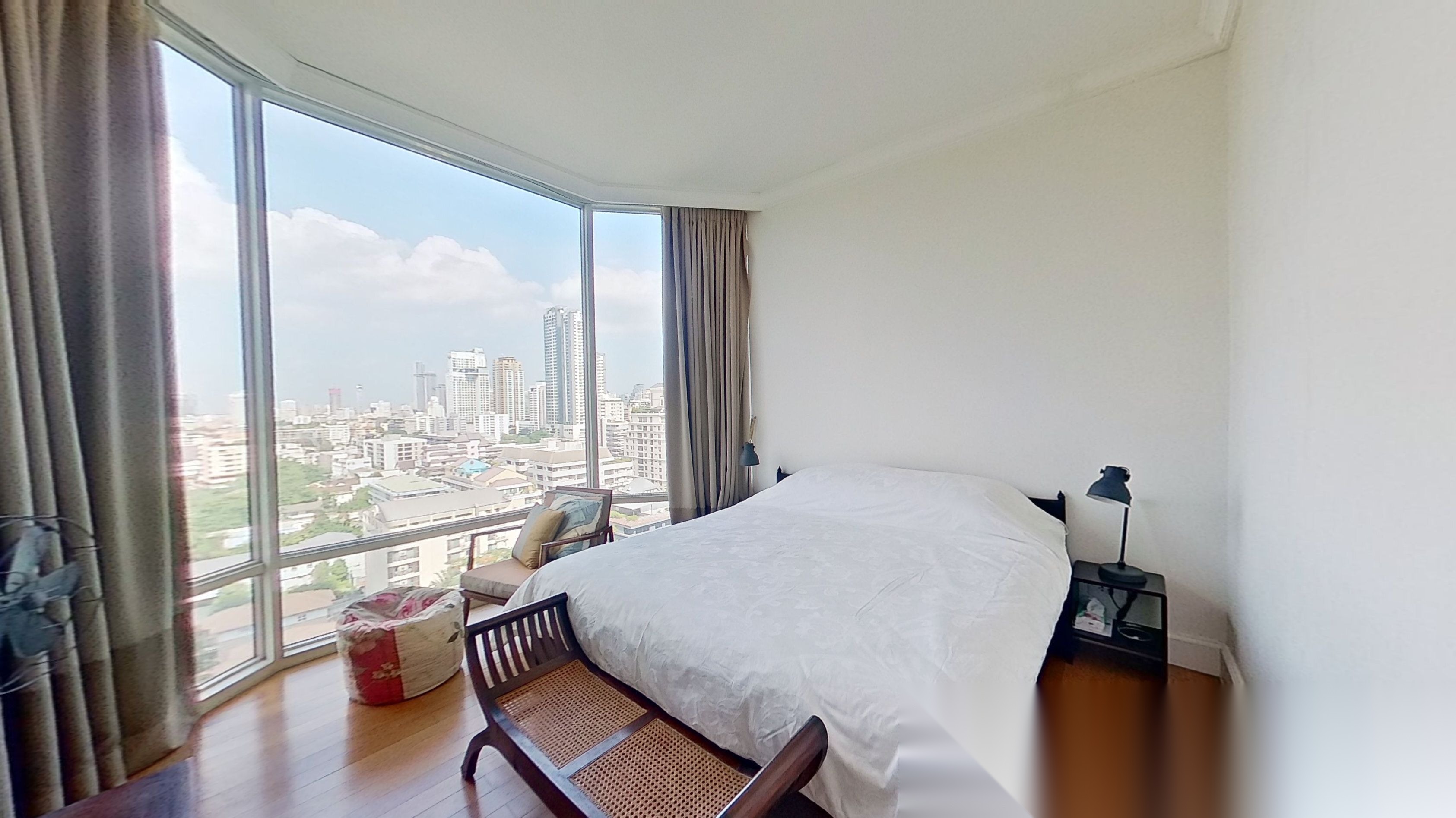 2 Bedroom Condo for sale at Royce Private Residences — photo 3