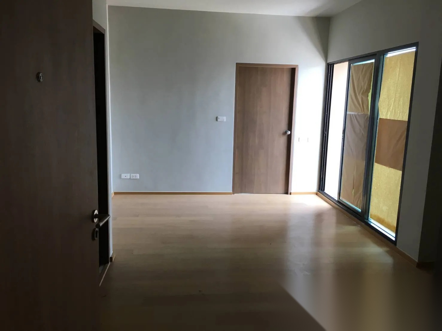 1 Bedroom Condo for sale at Noble Revent — photo 1