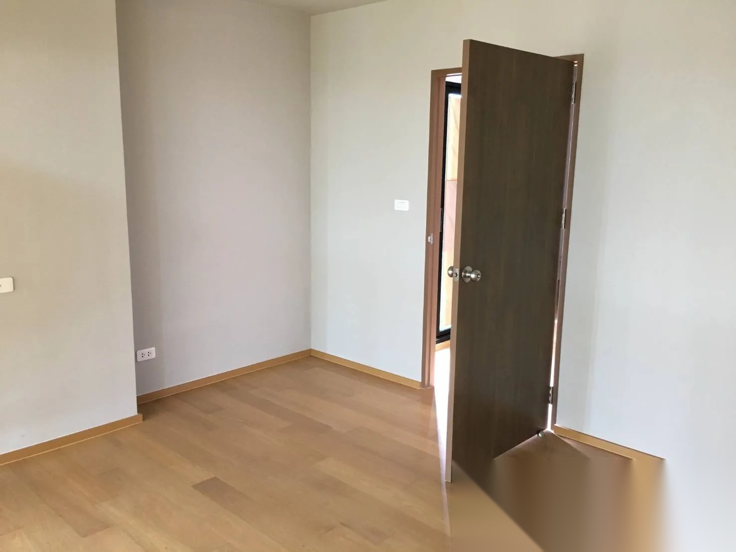 1 Bedroom Condo for sale at Noble Revent — photo 2