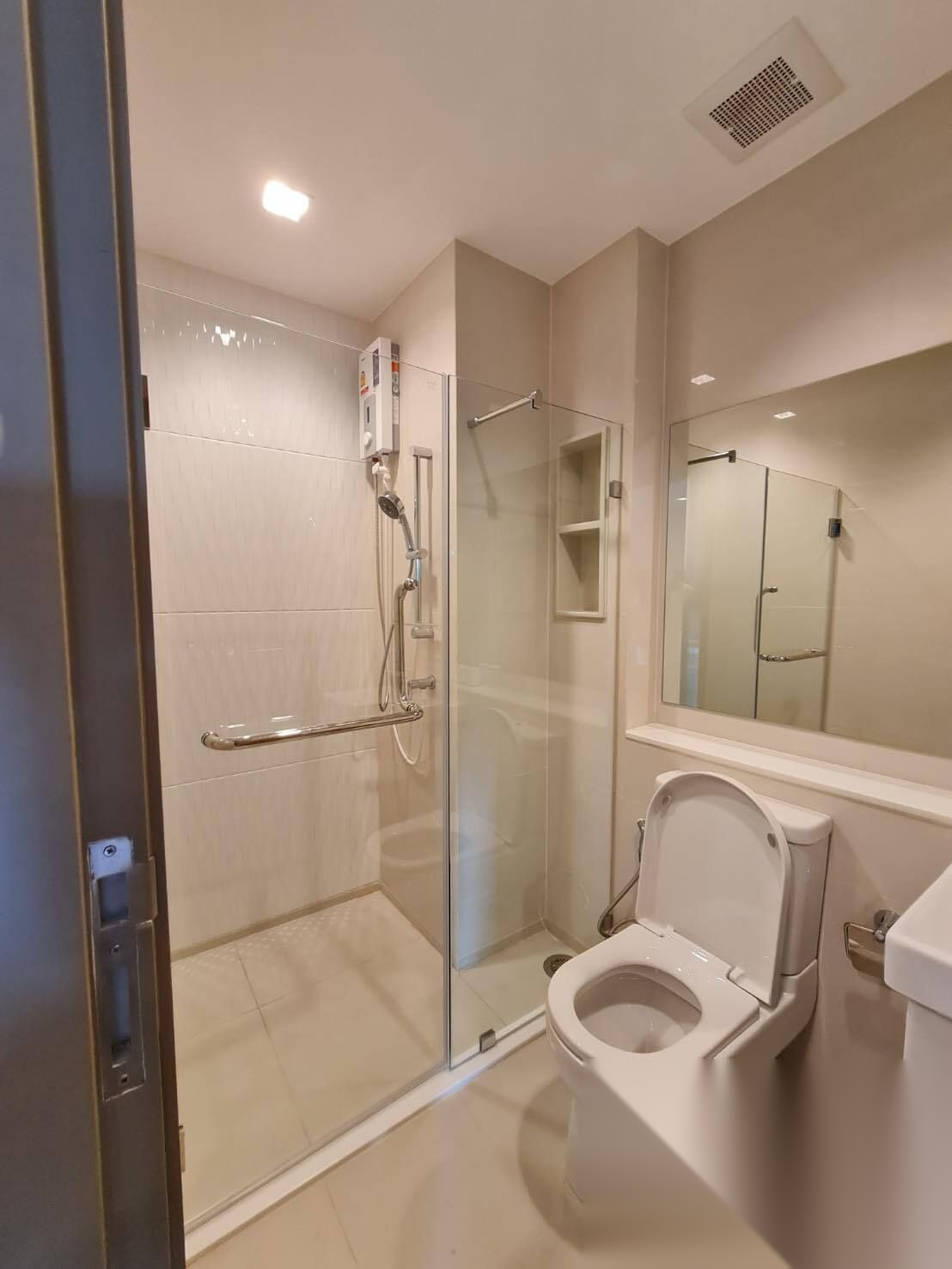 Studio Condo for sale at Life Asoke Rama 9 — photo 5