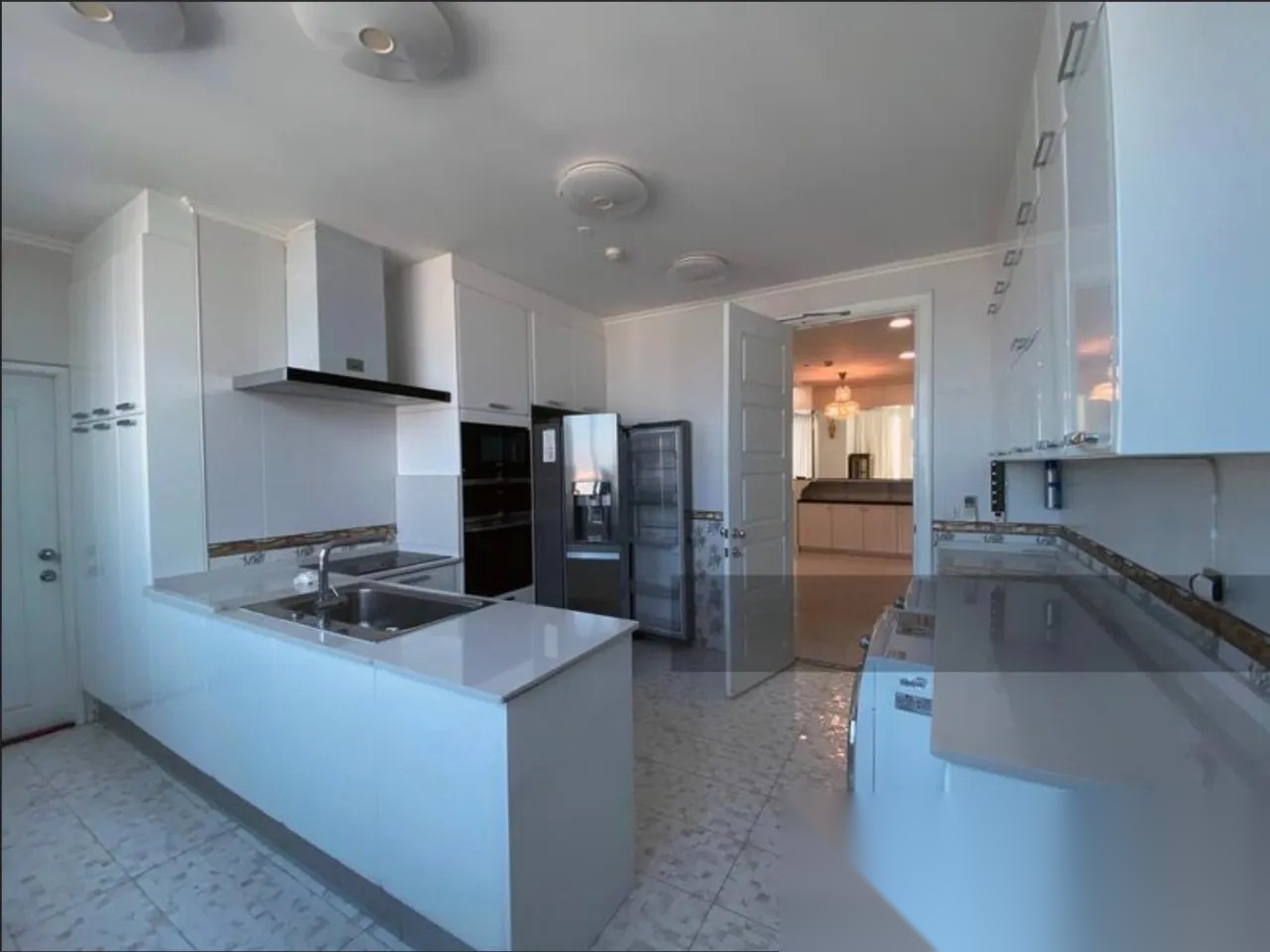 4 Bedroom Penthouse for sale at Royce Private Residences — photo 3