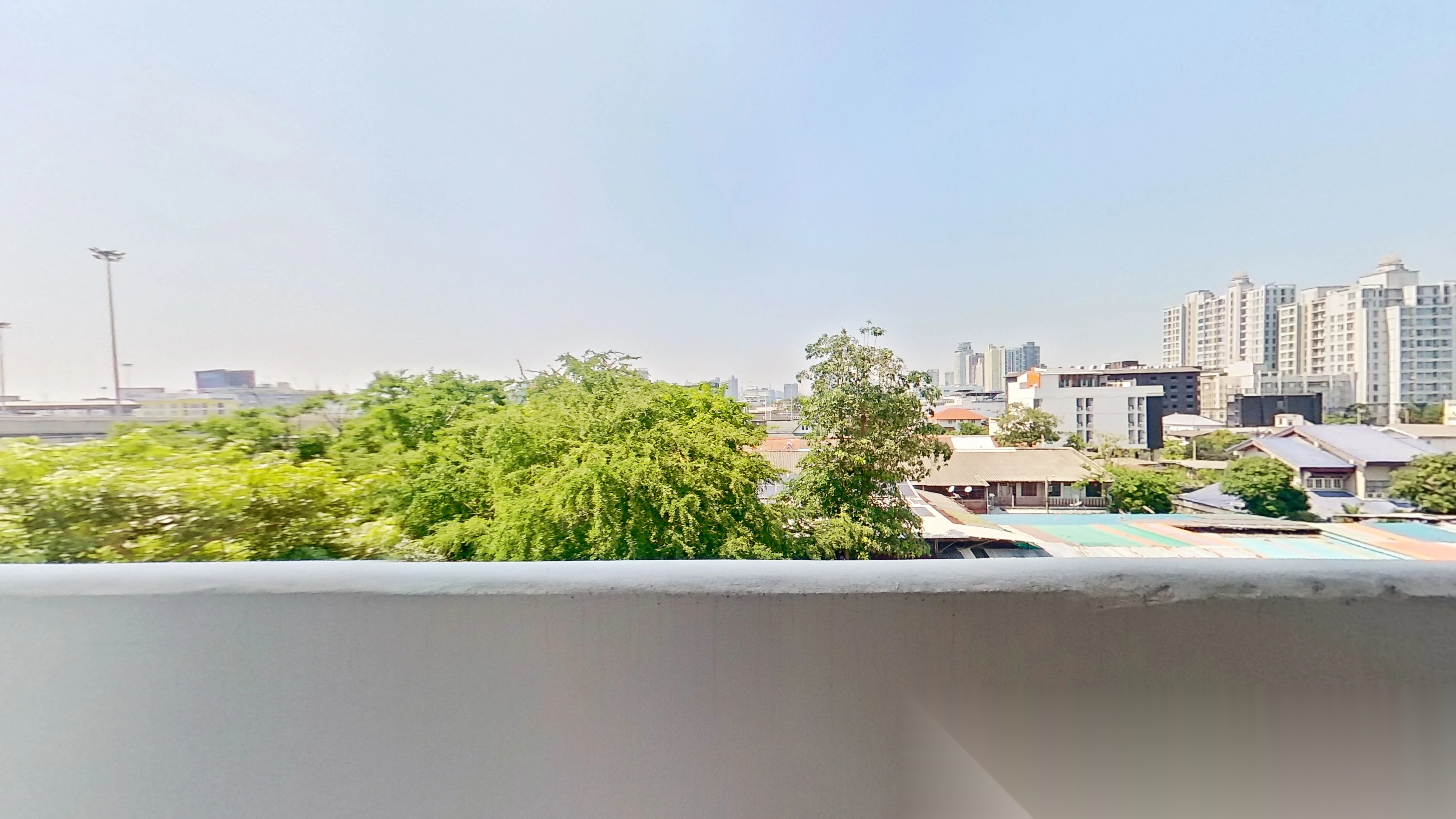 1 Bedroom Condo for sale at The Roof Garden Onnut — photo 5