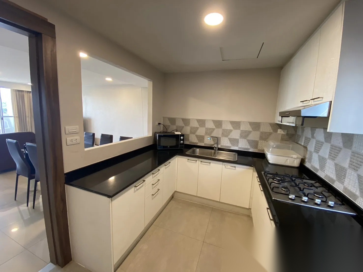 3 Bedroom Condo for sale at D.S. Tower 2 Sukhumvit 39 — photo 5