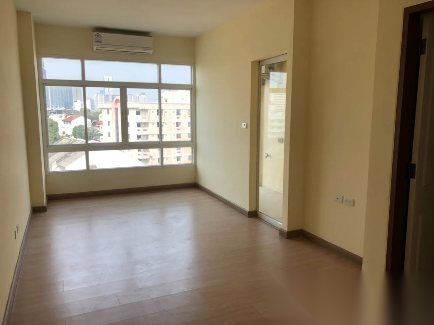Studio Condo for sale at Ease Ratchada — photo 1
