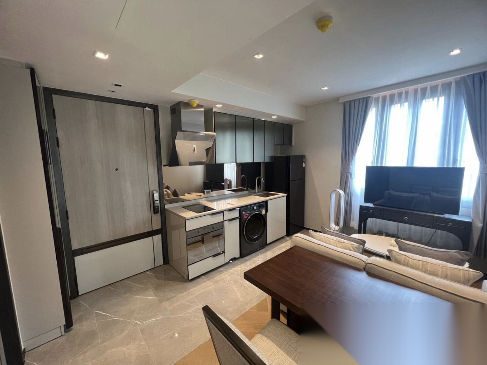 2 Bedroom Condo for sale at The Reserve Sukhumvit 61 — photo 1