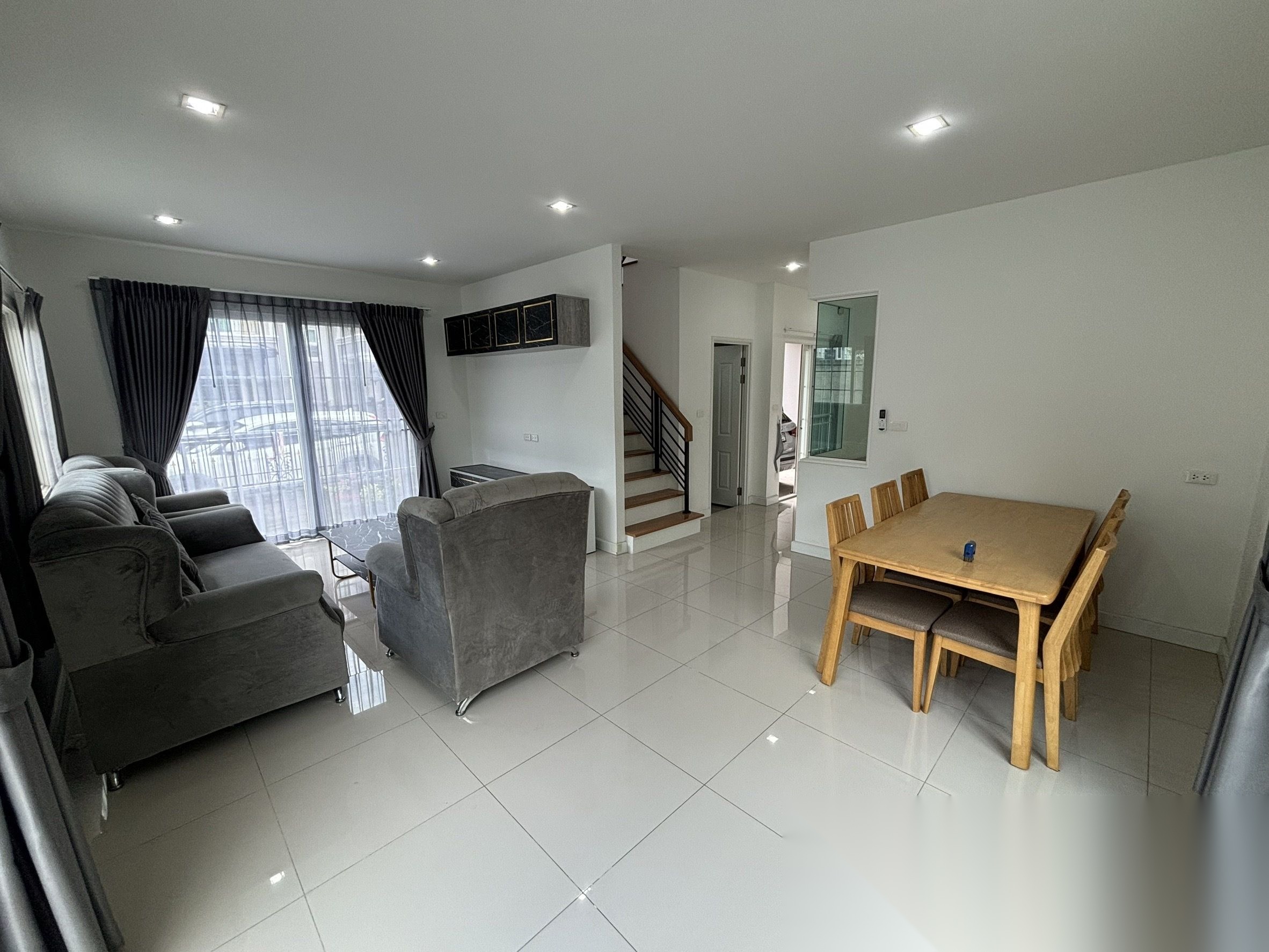 4 Bedroom House for sale at Golden Neo Sathorn — photo 3