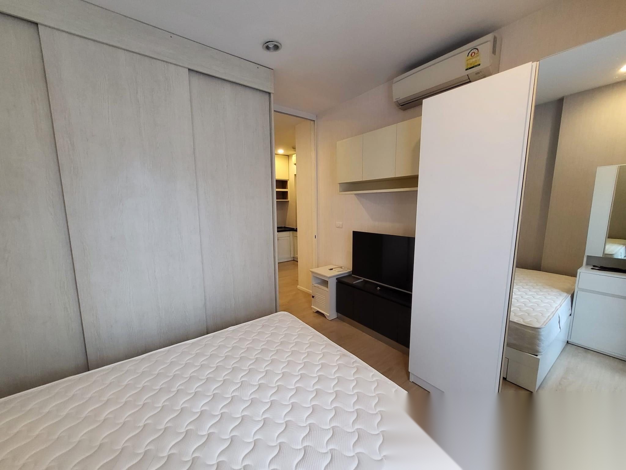1 Bedroom Condo for sale at S1 Rama 9 Condominium — photo 4
