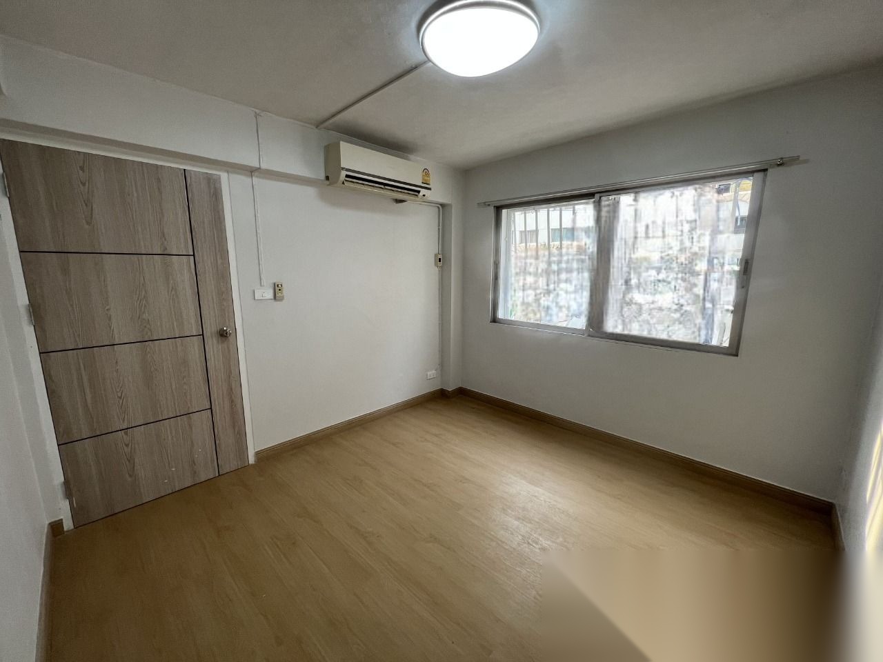1 Bedroom Condo for sale at Century Park Condominium — photo 3
