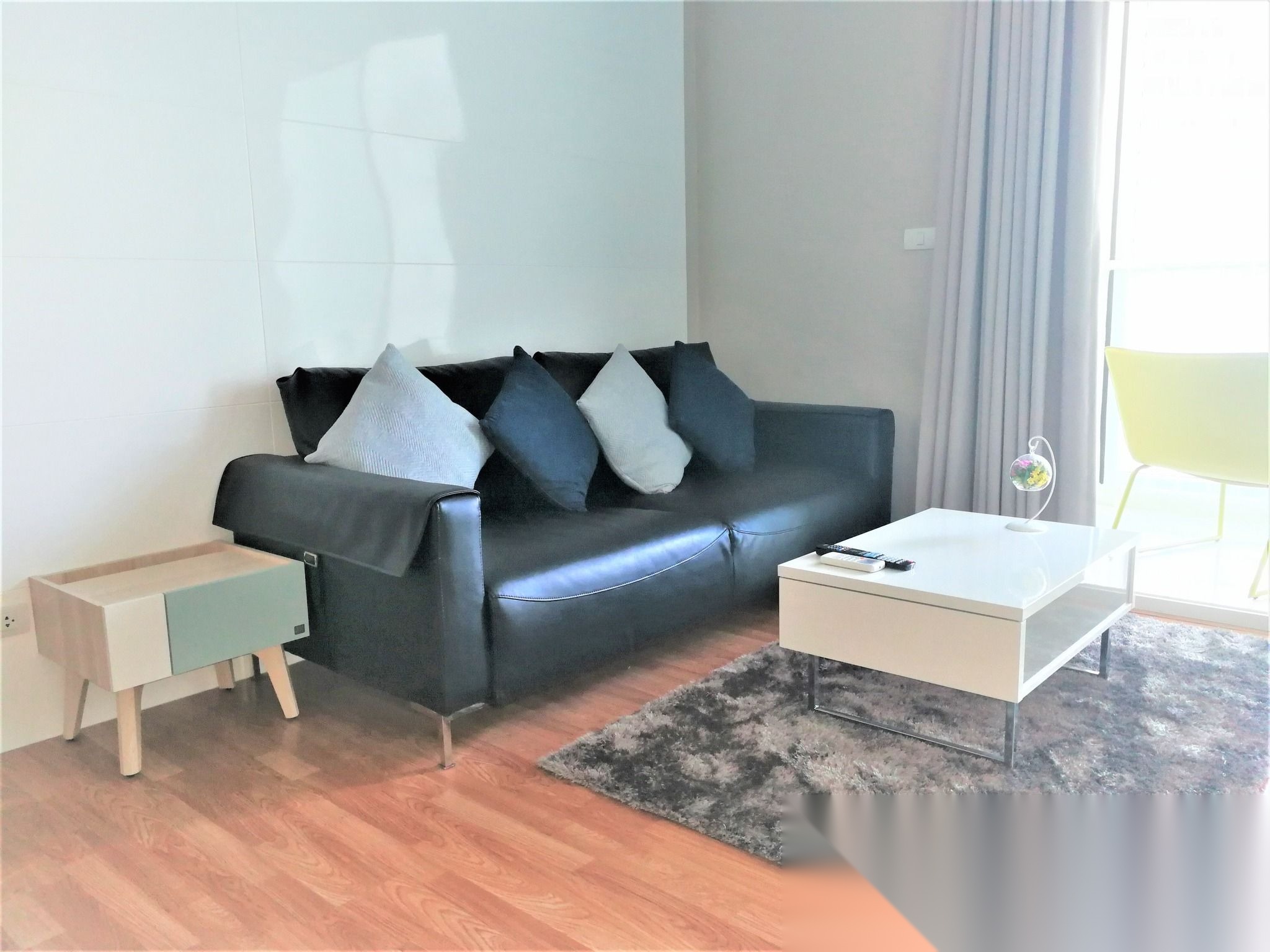 2 Bedroom Condo for sale at Supalai Park Srinakarin — photo 2