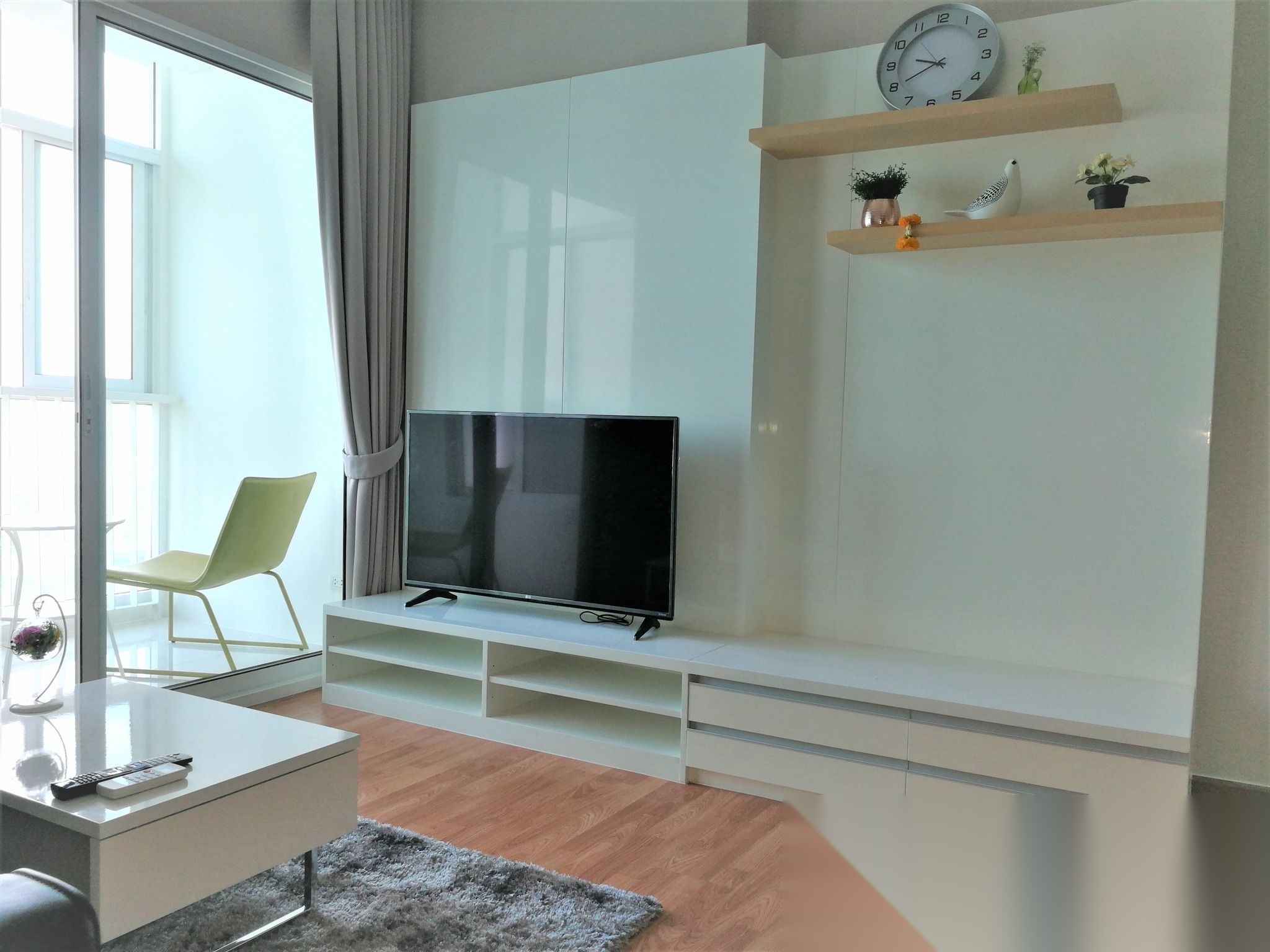 2 Bedroom Condo for sale at Supalai Park Srinakarin — photo 3