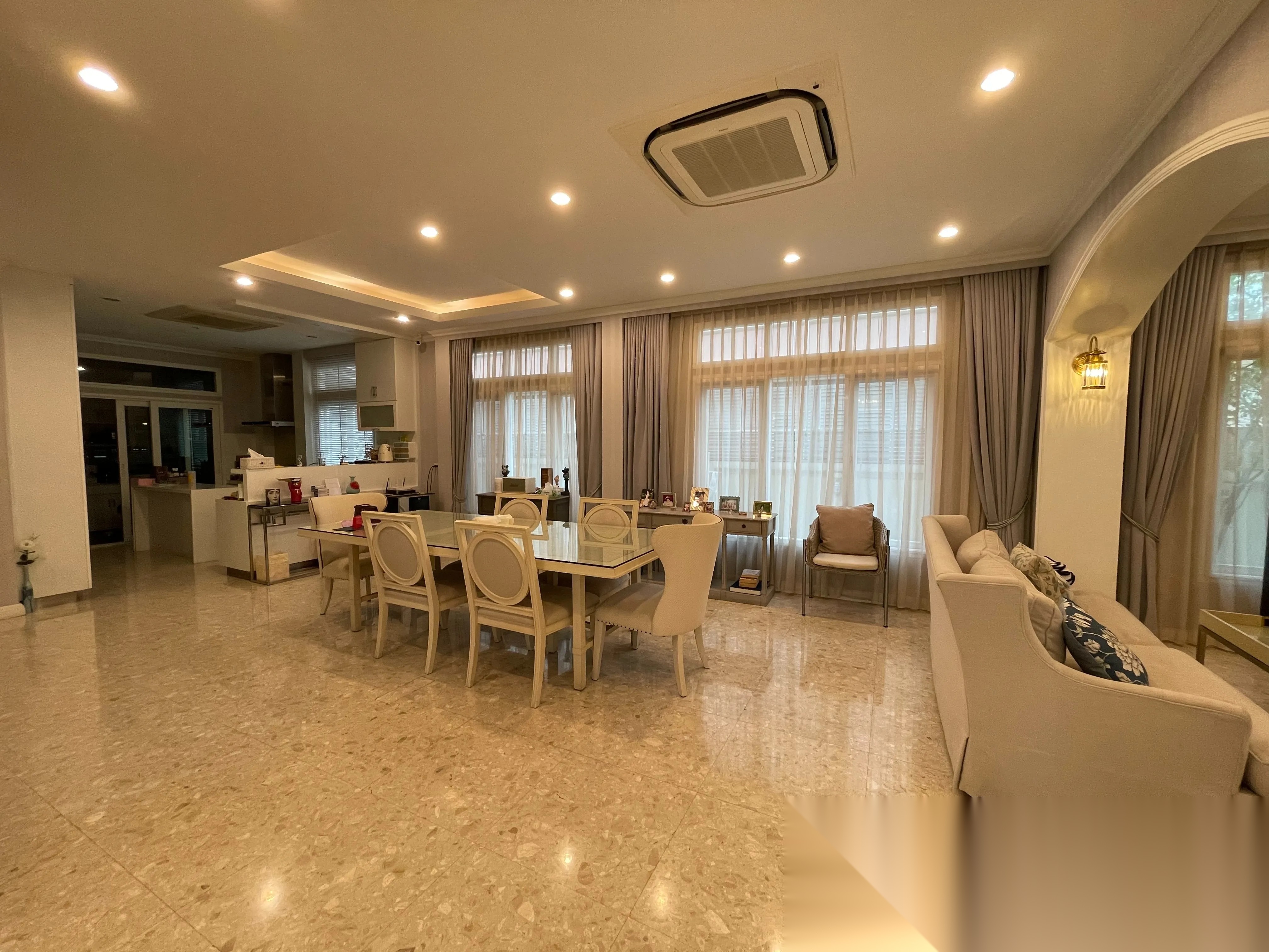 3 Bedroom House for sale at Perfect Masterpiece Ekamai-Ramintra — photo 3