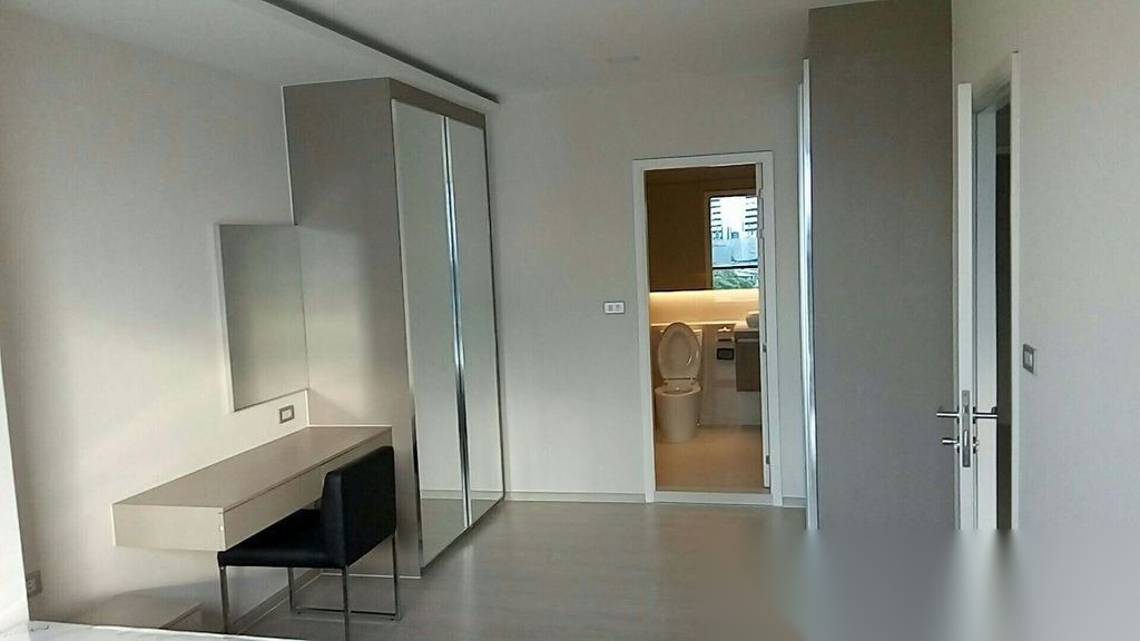 1 Bedroom Condo for sale at Vtara Sukhumvit 36 — photo 4