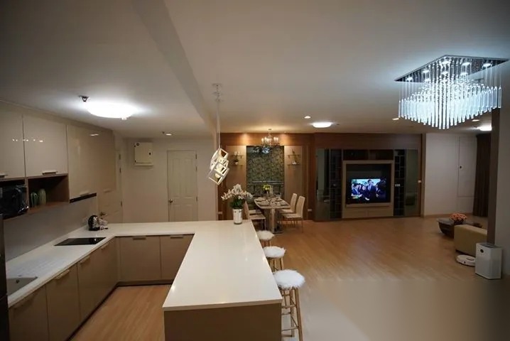 2 Bedroom Condo for sale at Baan Sathorn Chaophraya — photo 1