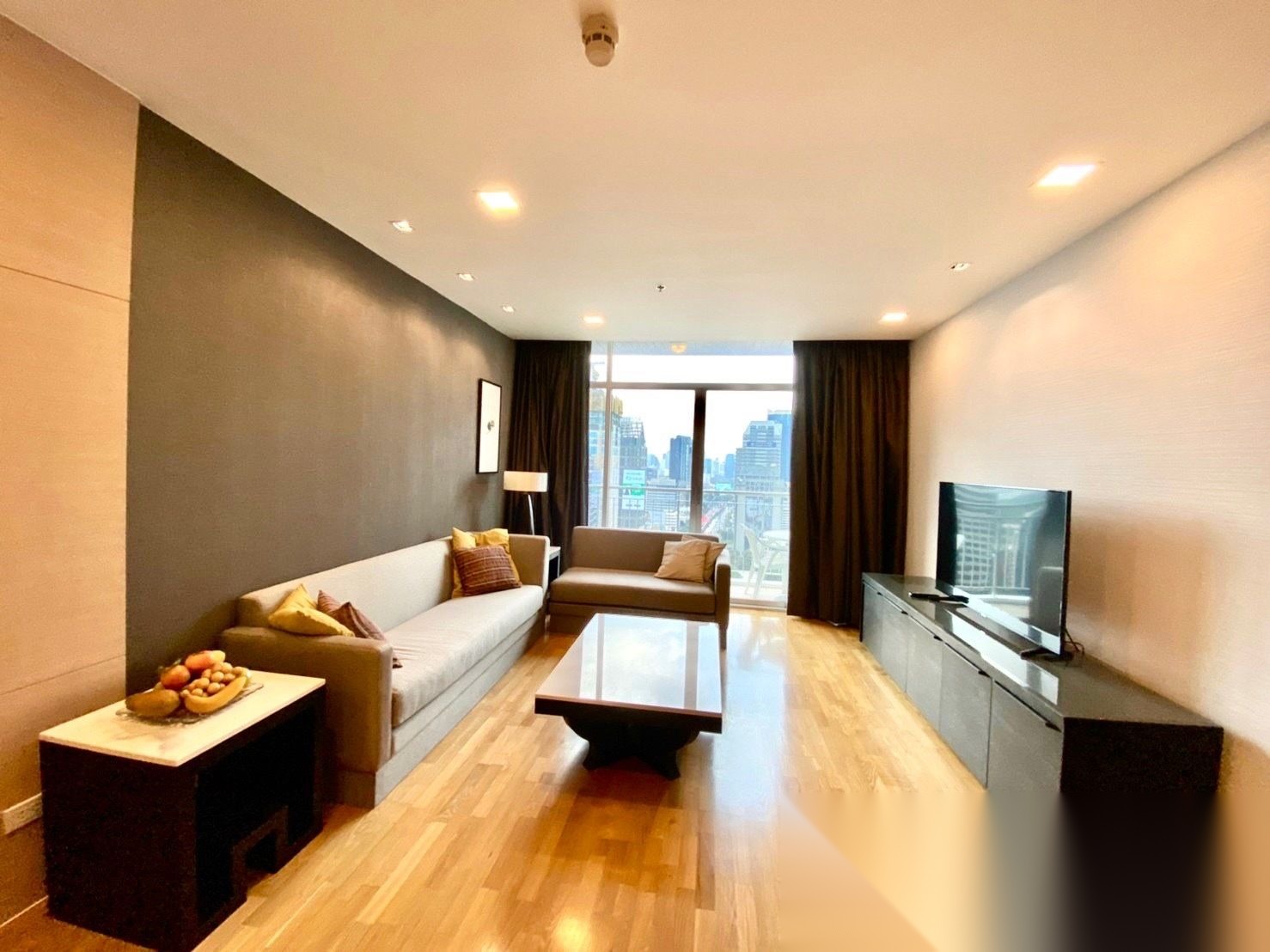 2 Bedroom Condo for sale at Urbana Sathorn — photo 1