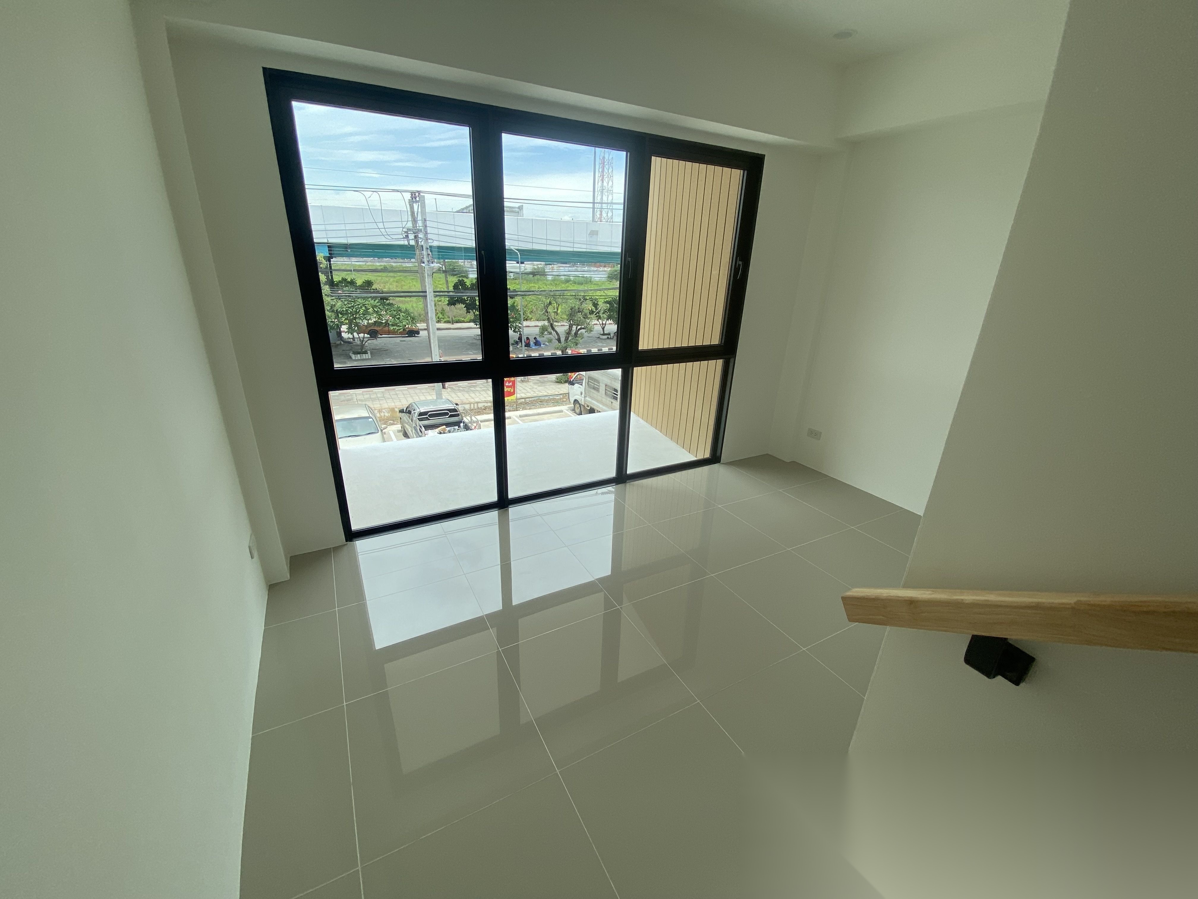 Office for sale at M Town Pride Suwintawong-Nongchok — photo 4