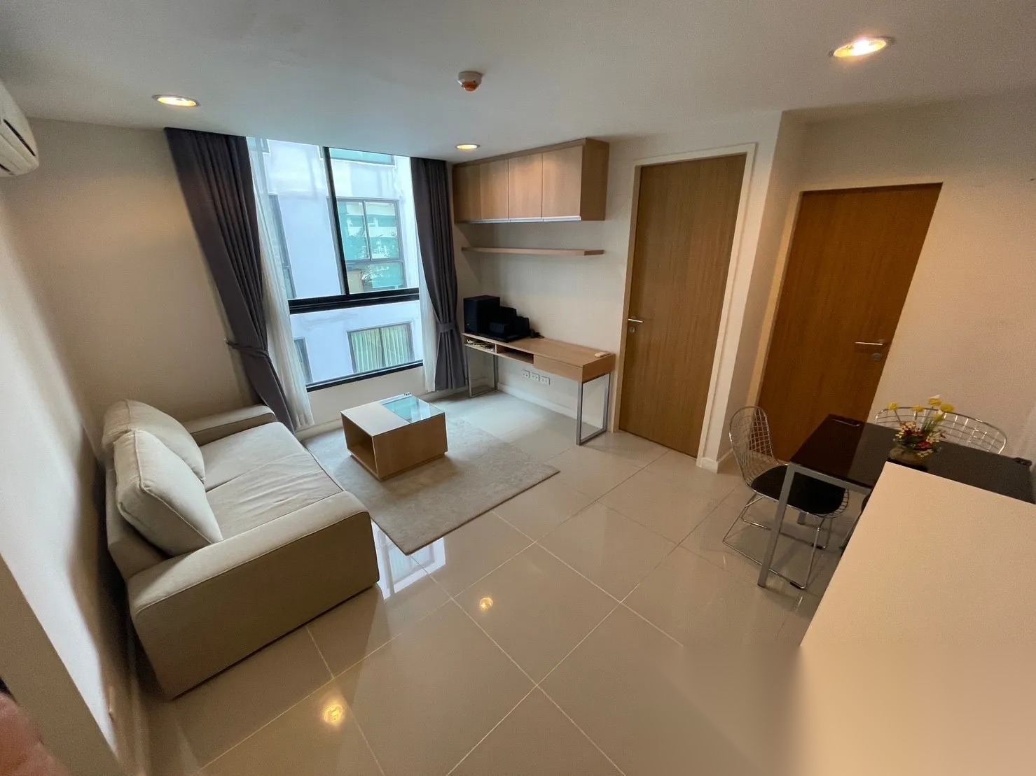 1 Bedroom Condo for sale at Zenith Place Sukhumvit 42 — photo 2