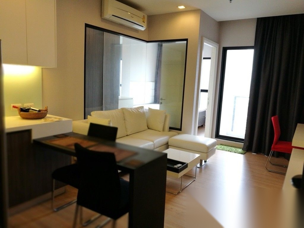 1 Bedroom Condo for sale at Urbano Absolute Sathon-Taksin — photo 1